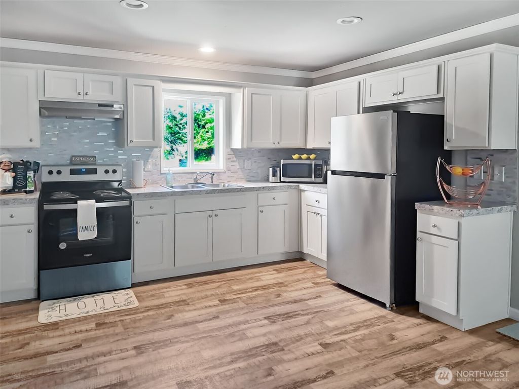 Photo of 6240 Azure Way, Maple Falls, WA 98266 (MLS # 2465835)