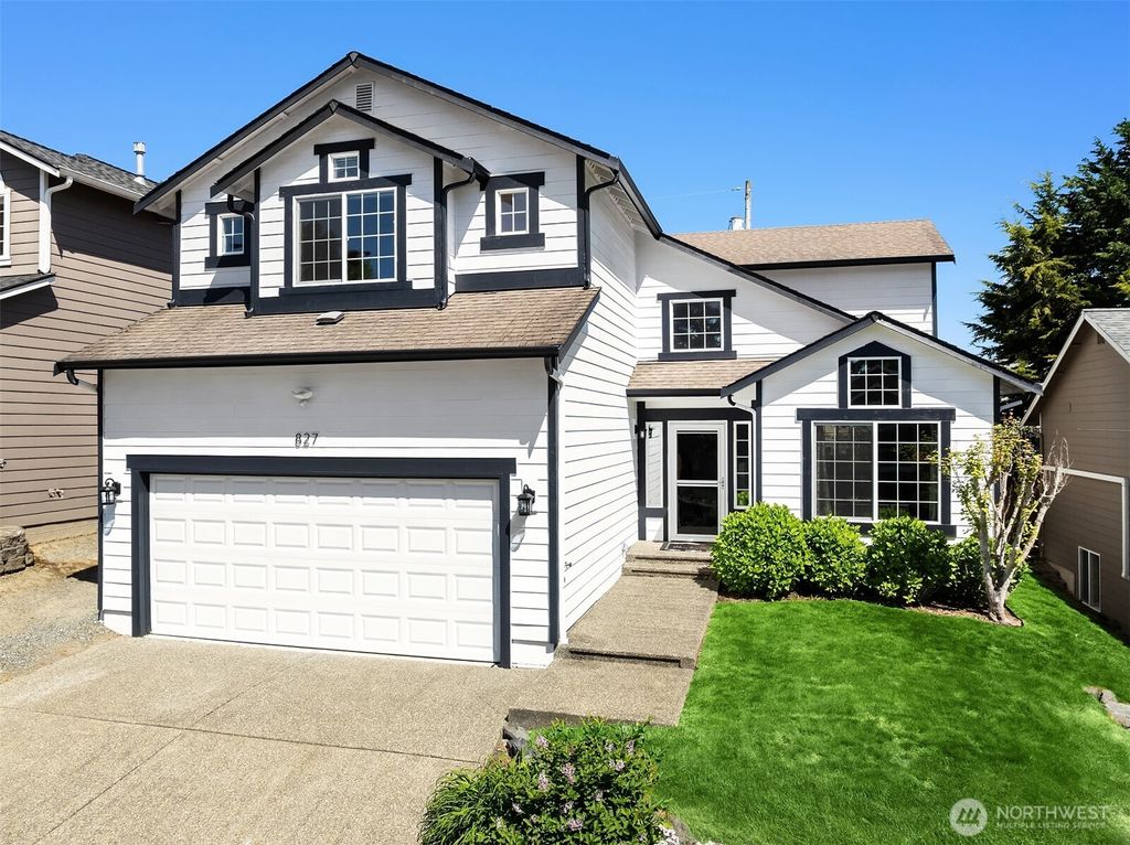 Photo of 827 180th Street SW, Lynnwood, WA 98037 (MLS # 2521747)
