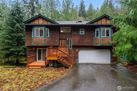 Photo of 36 Holly View Way, Bellingham, WA 98229 (MLS # 2461419)