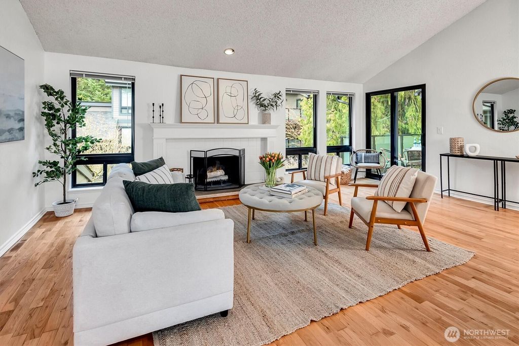 Photo of 1809 N 107th Street #301, Seattle, WA 98133 (MLS # 2493469)