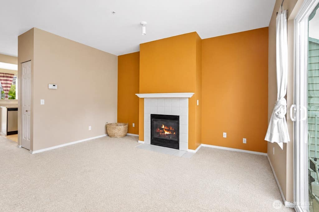 Photo of 11890 NE 163rd Place #22-3, Bothell, WA 98011 (MLS # 2532559)
