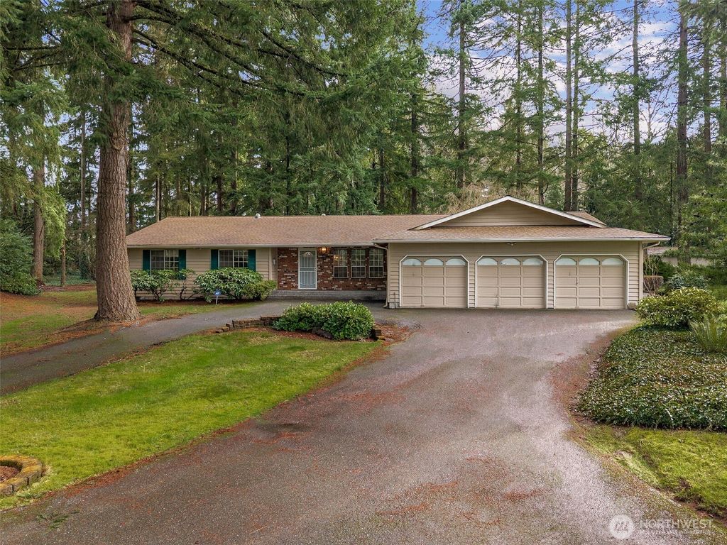 Photo of 36404 12th Place S, Federal Way, WA 98003 (MLS # 2478881)
