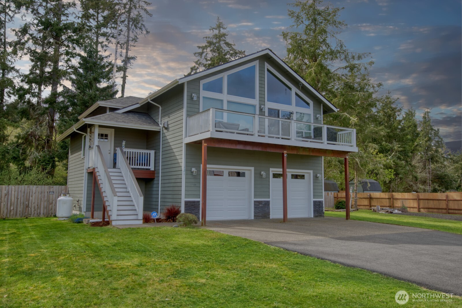 181 Sunrise Avenue SE