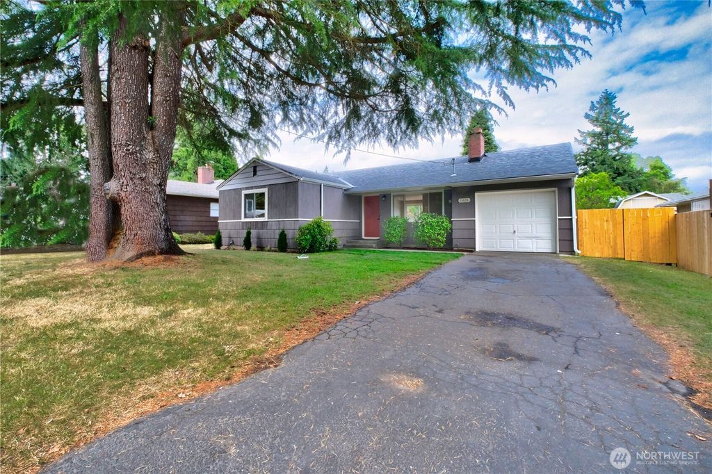 Photo of 15633 18th Avenue SW, Burien, WA 98166 (MLS # 2393320)