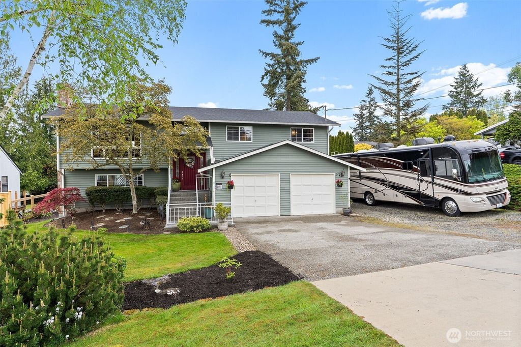 Photo of 4611 76th Street SW, Mukilteo, WA 98275 (MLS # 2513590)