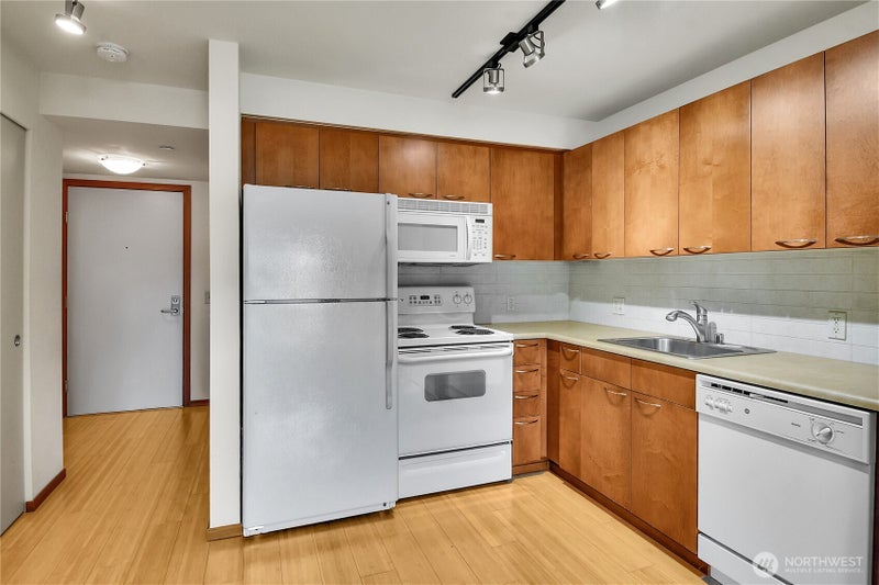 12334 31st Avenue NE 607