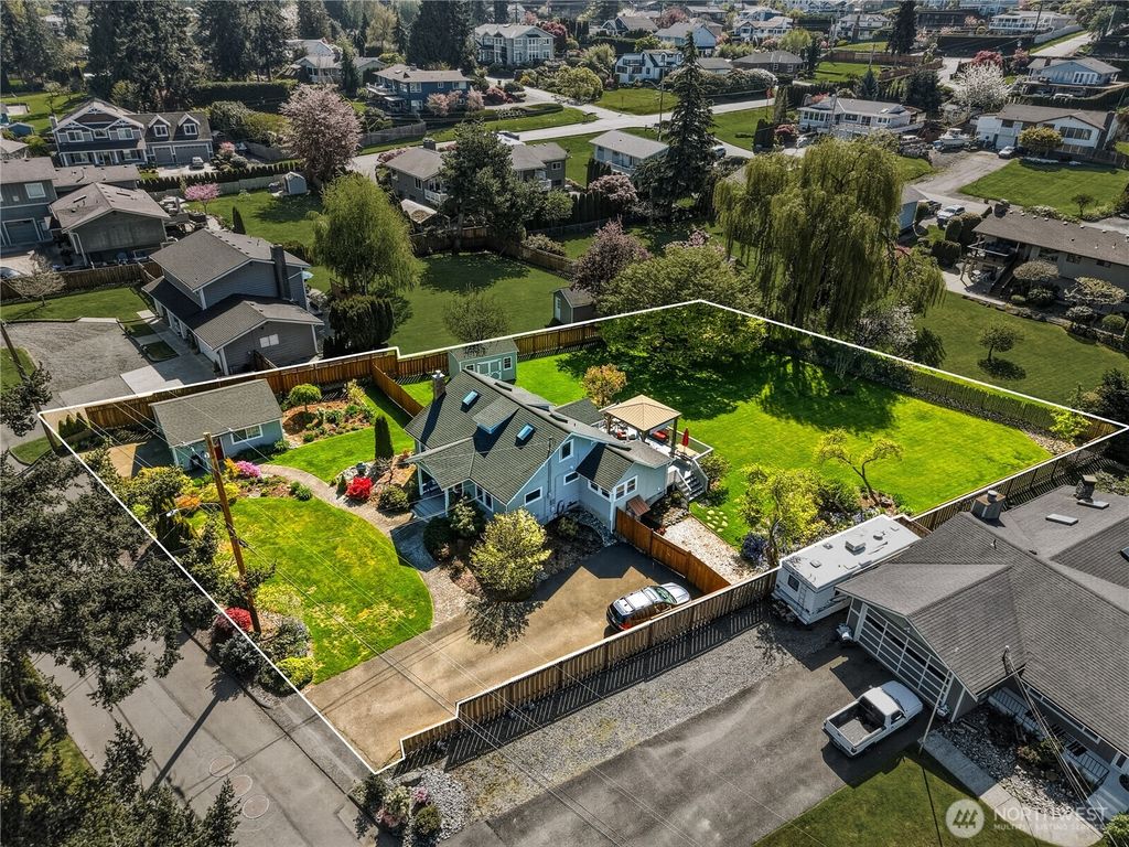 Photo of 3402 Shore Avenue, Everett, WA 98203 (MLS # 2513433)