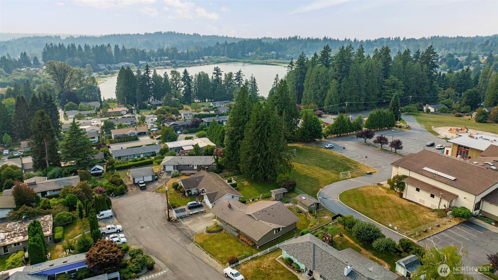 Photo of 414 15th Street ST, Snohomish, WA 98290 (MLS # 2564835)