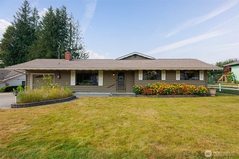 Photo of 414 15th Street ST, Snohomish, WA 98290 (MLS # 2564835)
