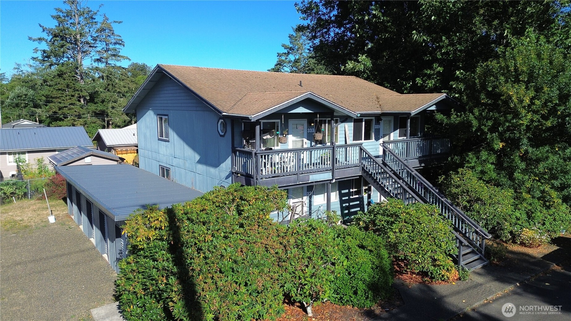 327 S Forrest