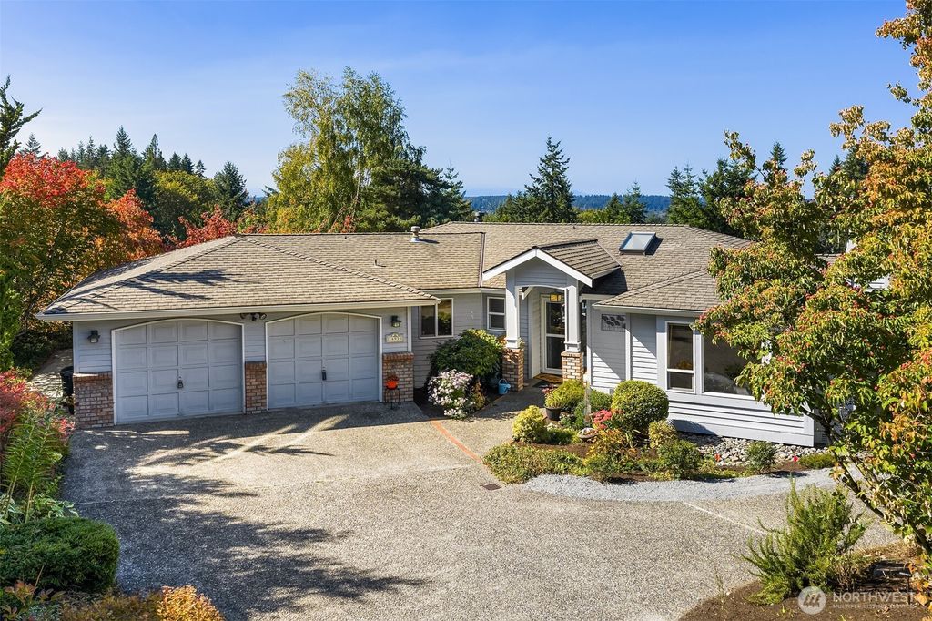 Photo of 14933 73rd Avenue NE, Kenmore, WA 98028 (MLS # 2430654)