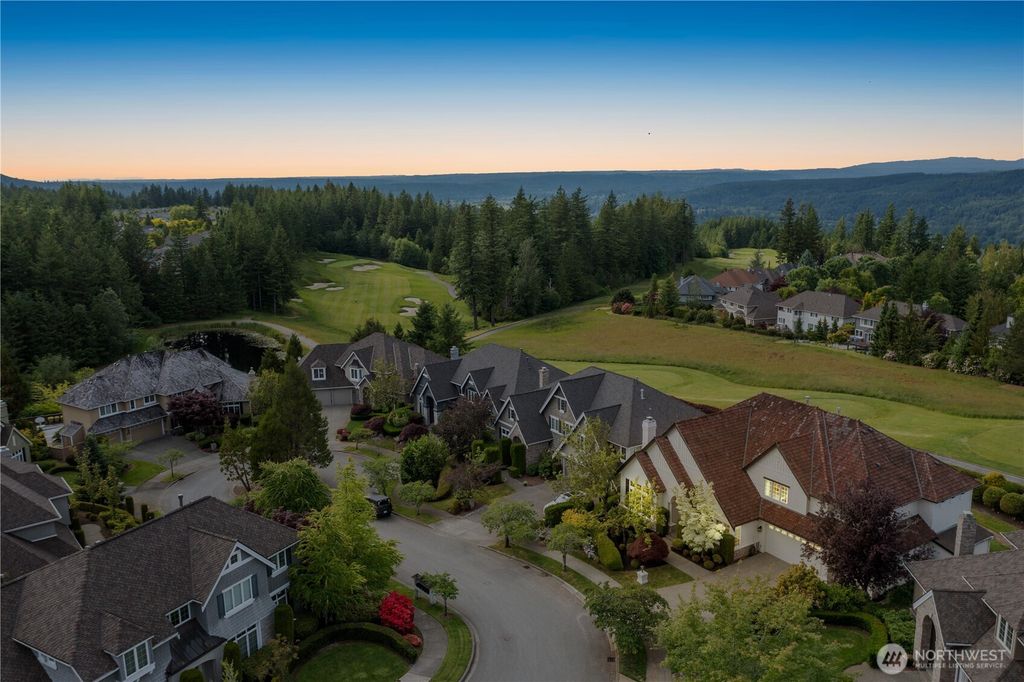 Photo of 35204 SE Augusta Place, Snoqualmie, WA 98065 (MLS # 2388646)