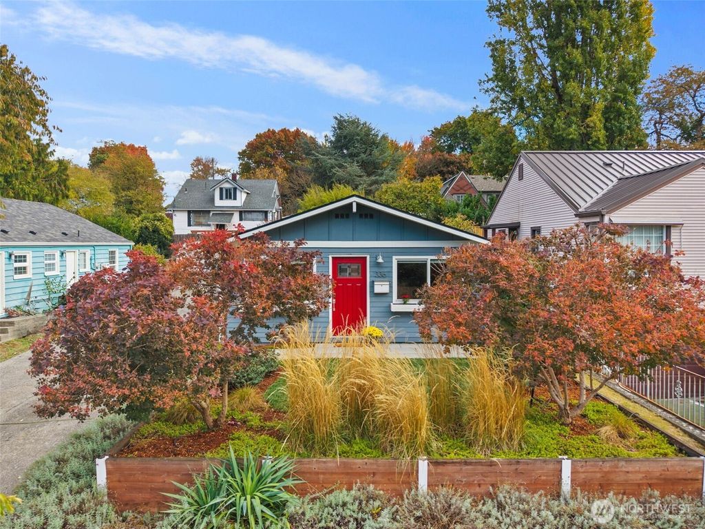 Photo of 336 27th Avenue, Seattle, WA 98122 (MLS # 2447436)