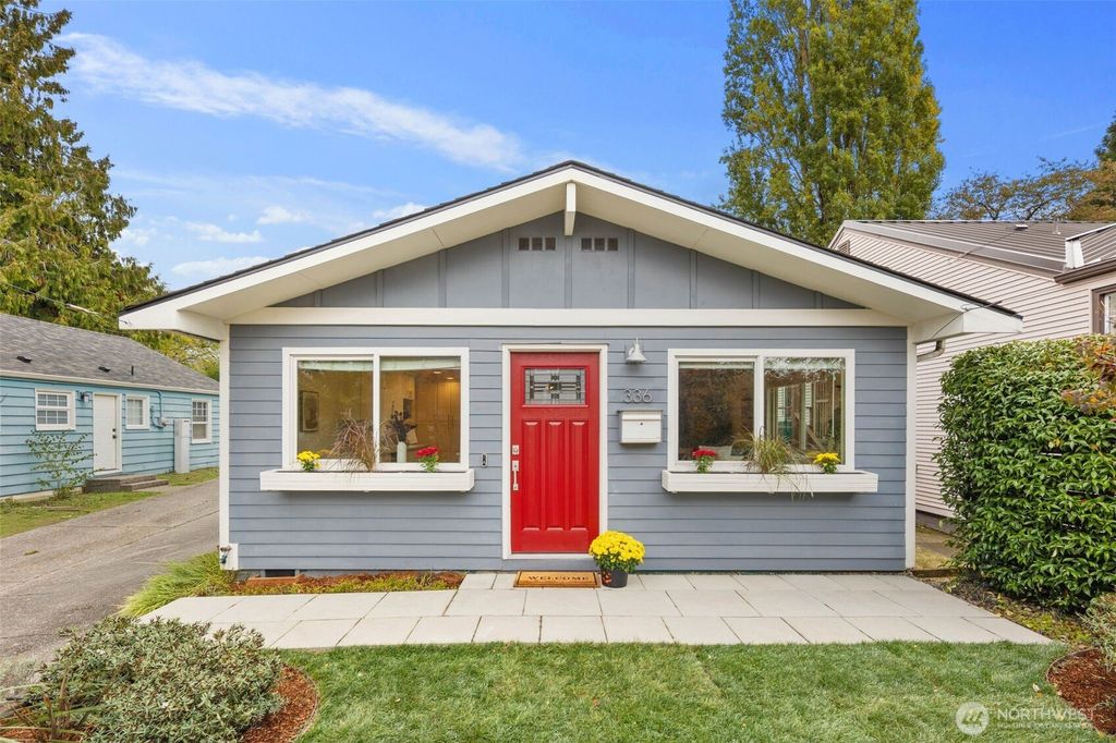 Photo of 336 27th Avenue, Seattle, WA 98122 (MLS # 2447436)