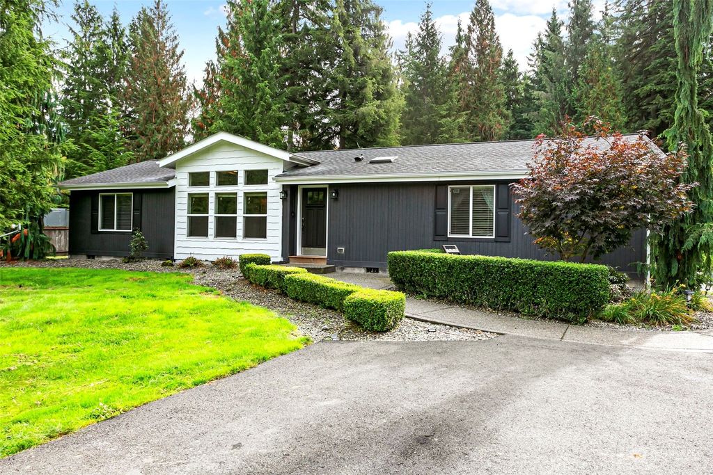 Photo of 3903 Robe Menzel Road, Granite Falls, WA 98252 (MLS # 2171613)