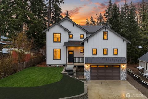 Photo of 511 W 2nd Street, Cle Elum, WA 98922 (MLS # 2468464)