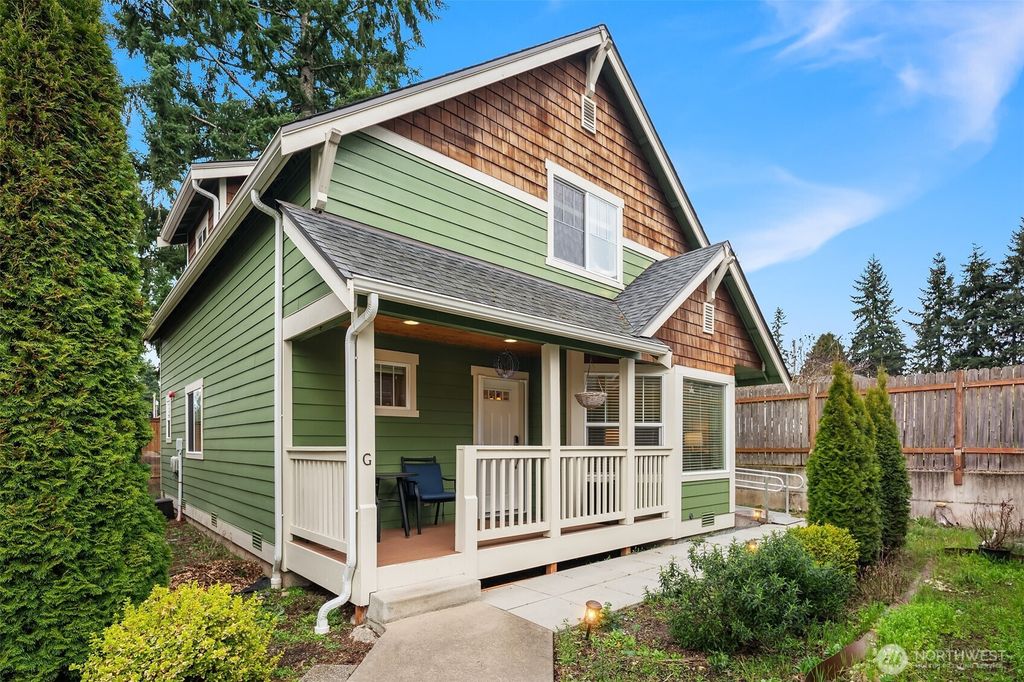 Photo of 24226 52nd Avenue W #G, Mountlake Terrace, WA 98043 (MLS # 2503815)