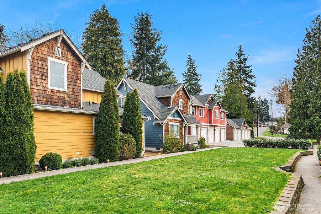 Photo of 24226 52nd Avenue W #G, Mountlake Terrace, WA 98043 (MLS # 2503815)