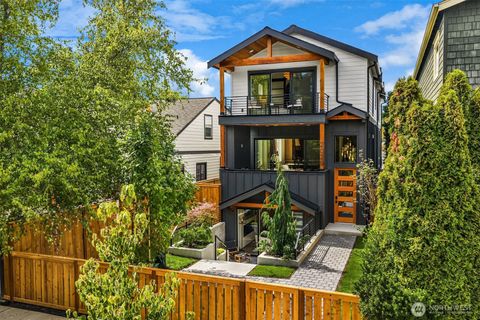 2029 42nd Avenue E Seattle WA 98112