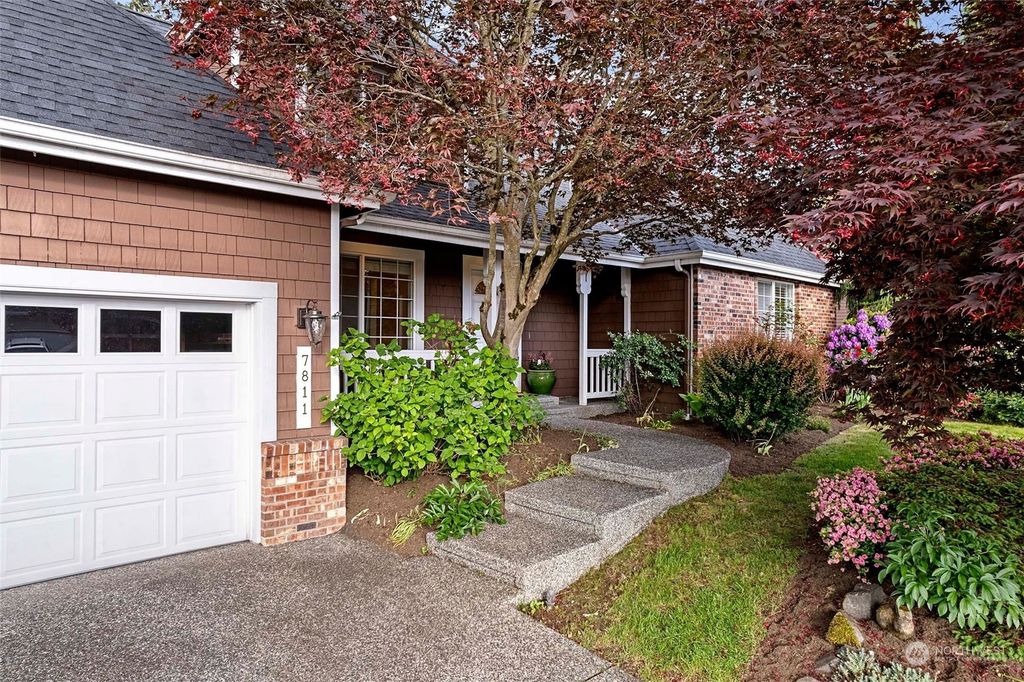 Photo of 7811 73rd Place NE, Marysville, WA 98270 (MLS # 2060197)