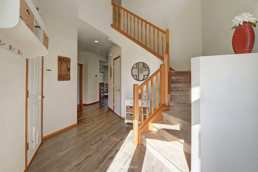 Photo of 7269 85th Drive NE, Marysville, WA 98270 (MLS # 1946851)