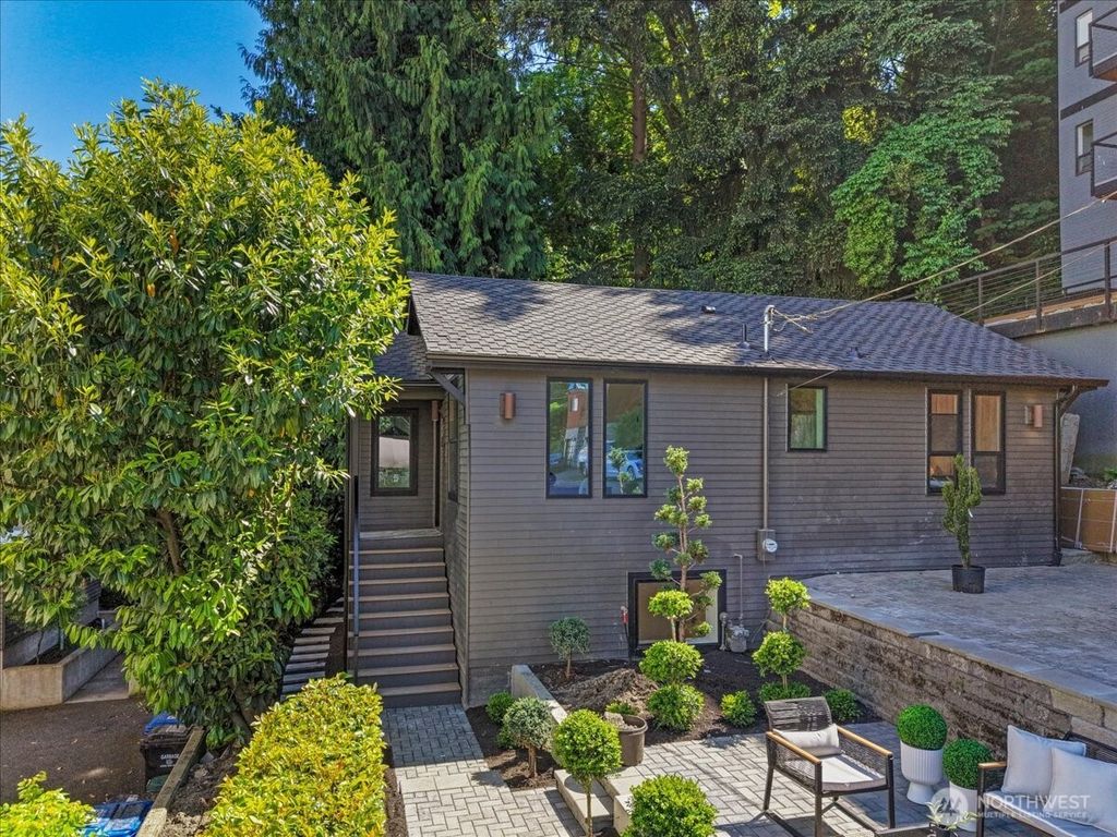 Photo of 4011 SW Maryland Place, Seattle, WA 98116 (MLS # 2528328)