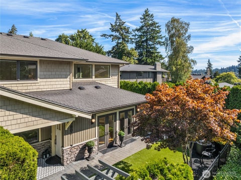 Photo of 9801 NE 4th Street #D, Bellevue, WA 98004 (MLS # 2578490)