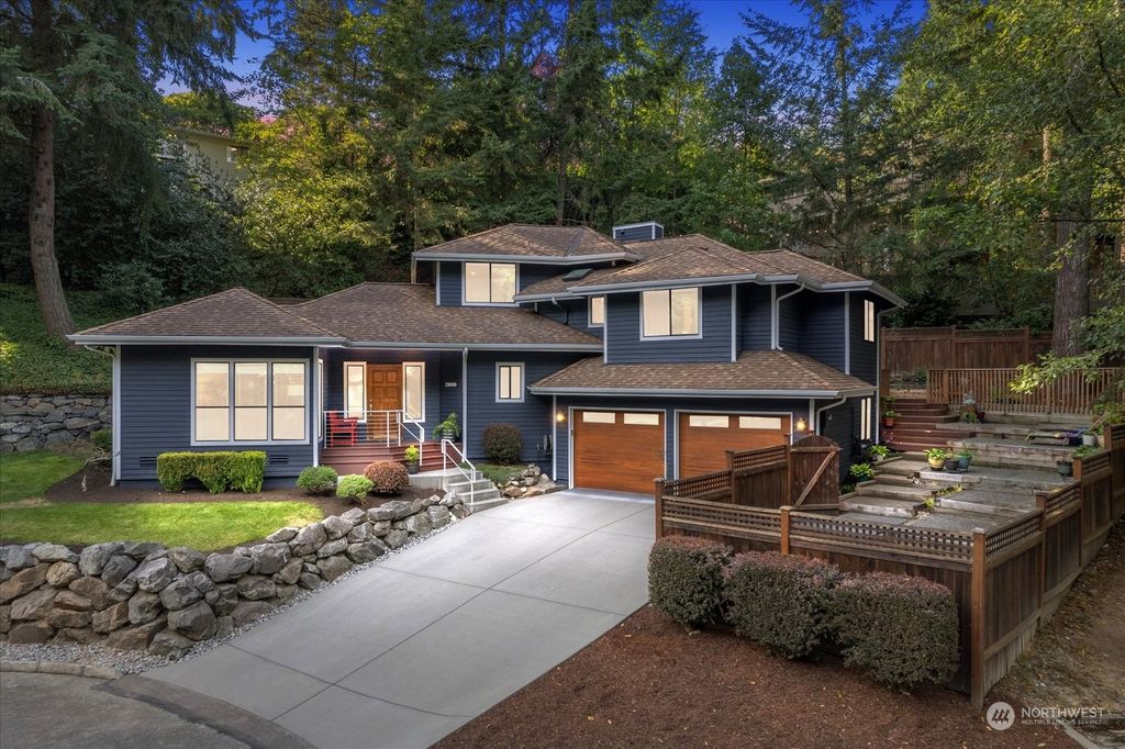 Photo of 21000 Pioneer Way, Edmonds, WA 98026 (MLS # 2152751)