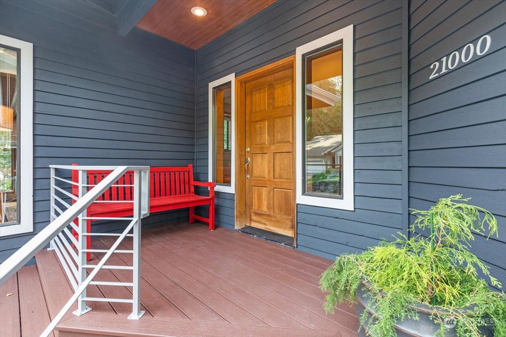 Photo of 21000 Pioneer Way, Edmonds, WA 98026 (MLS # 2152751)