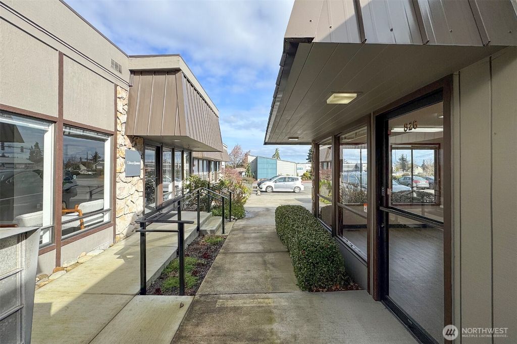 Photo of 826 E 8th Street, Port Angeles, WA 98362 (MLS # 2481739)