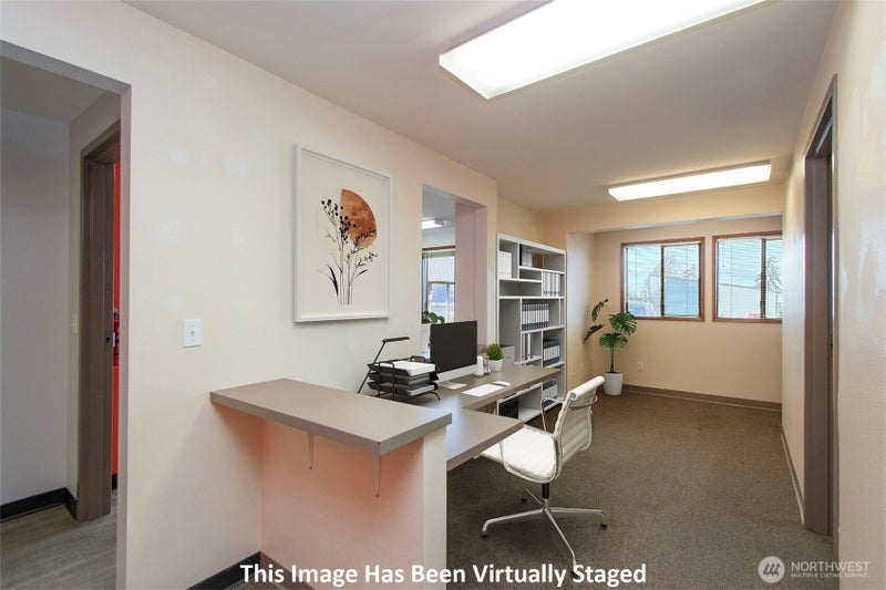 826 E 8th Street