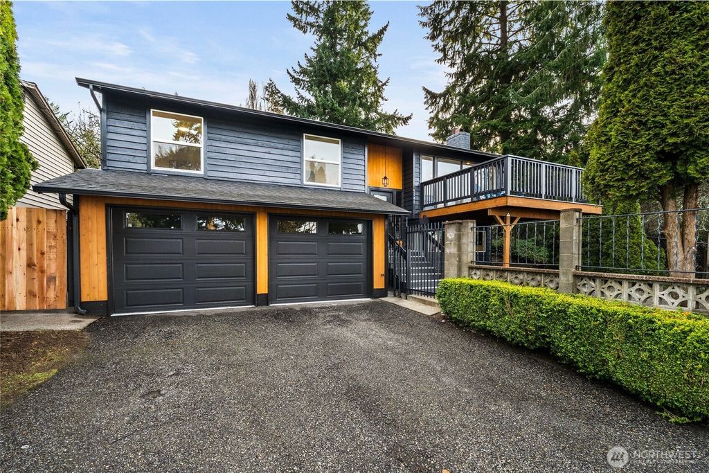 Photo of 5147 SW 311th Place, Federal Way, WA 98023 (MLS # 2464557)