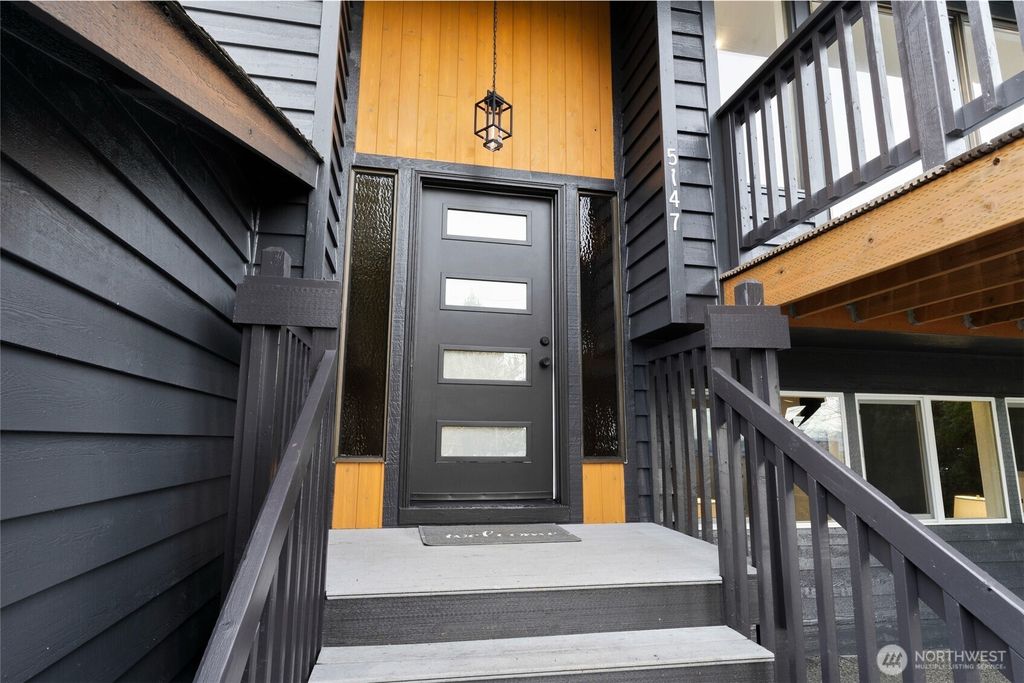 Photo of 5147 SW 311th Place, Federal Way, WA 98023 (MLS # 2464557)