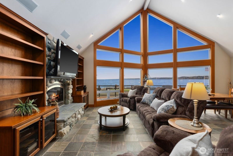 301 Driftwood Shores Road