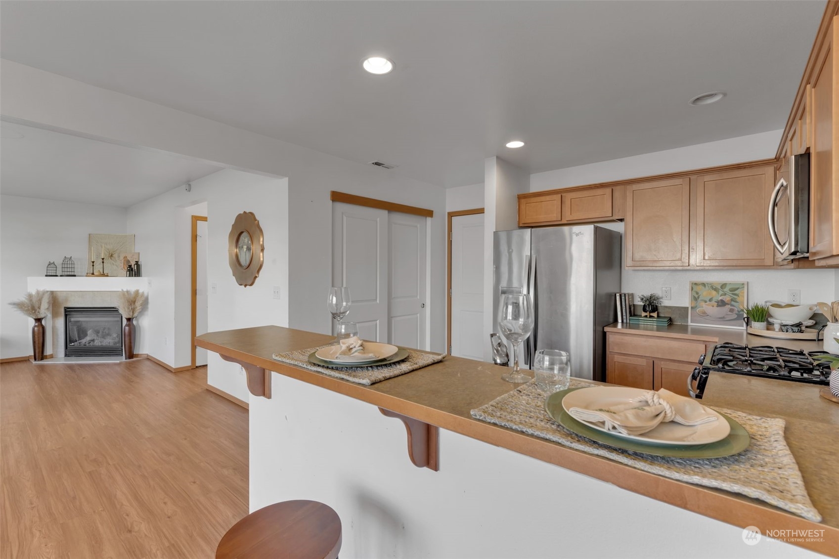 Spanaway, Washington 98387, United States, 4 Bedrooms Bedrooms, ,3 BathroomsBathrooms,Residential,Pending,11900