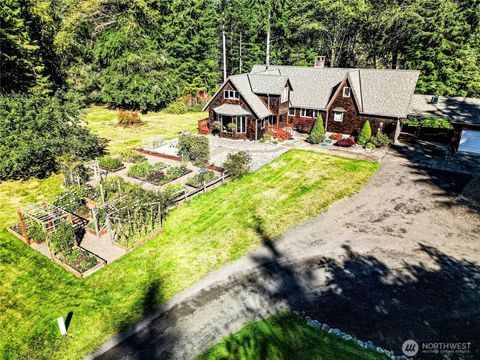 Photo of 107 Dowans Creek Road, Forks, WA 98331 (MLS # 2475914)