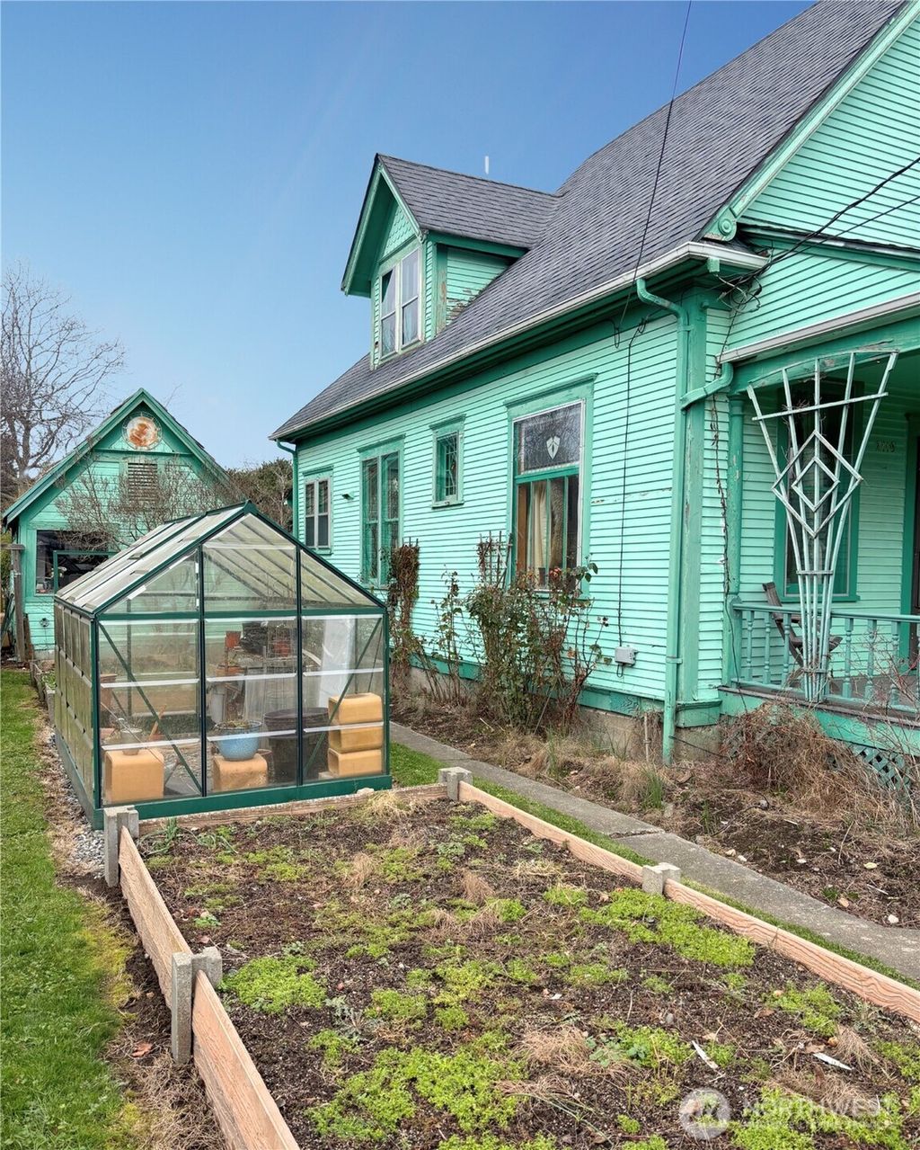 Photo of 2119 I Street, Bellingham, WA 98225 (MLS # 2469242)