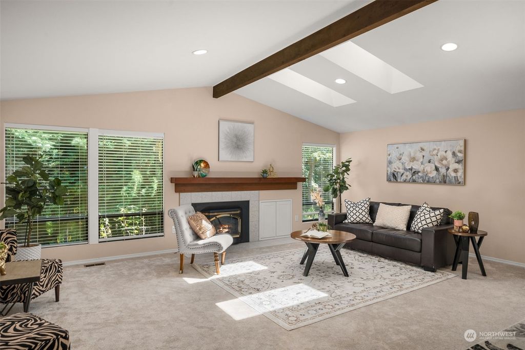 Photo of 6604 159th Avenue NE, Redmond, WA 98052 (MLS # 2266168)