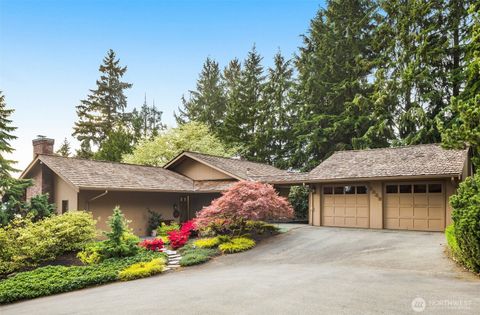 Photo of 8440 W Mercer Way Way, Mercer Island, WA 98040 (MLS # 2483277)