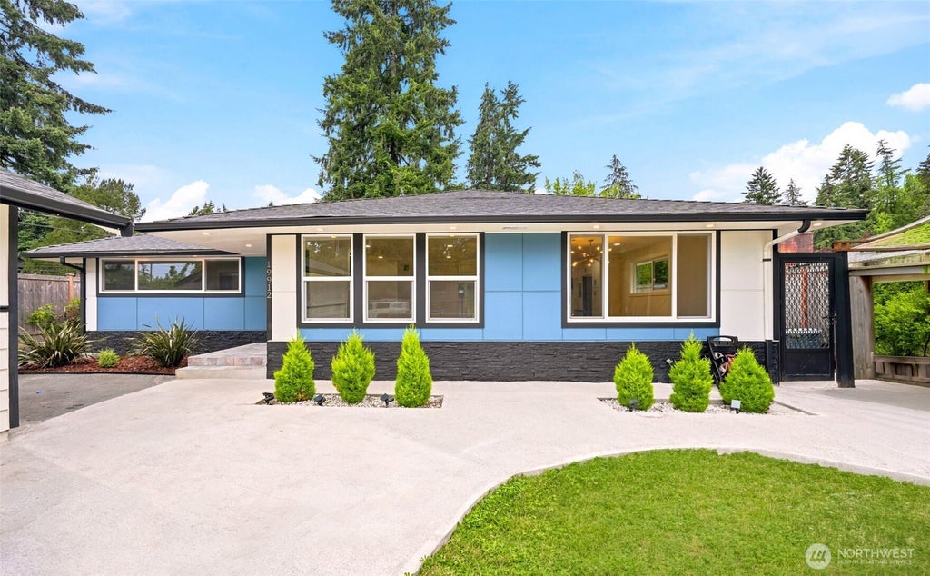 Photo of 19912 Dayton Avenue N, Shoreline, WA 98133 (MLS # 2581152)