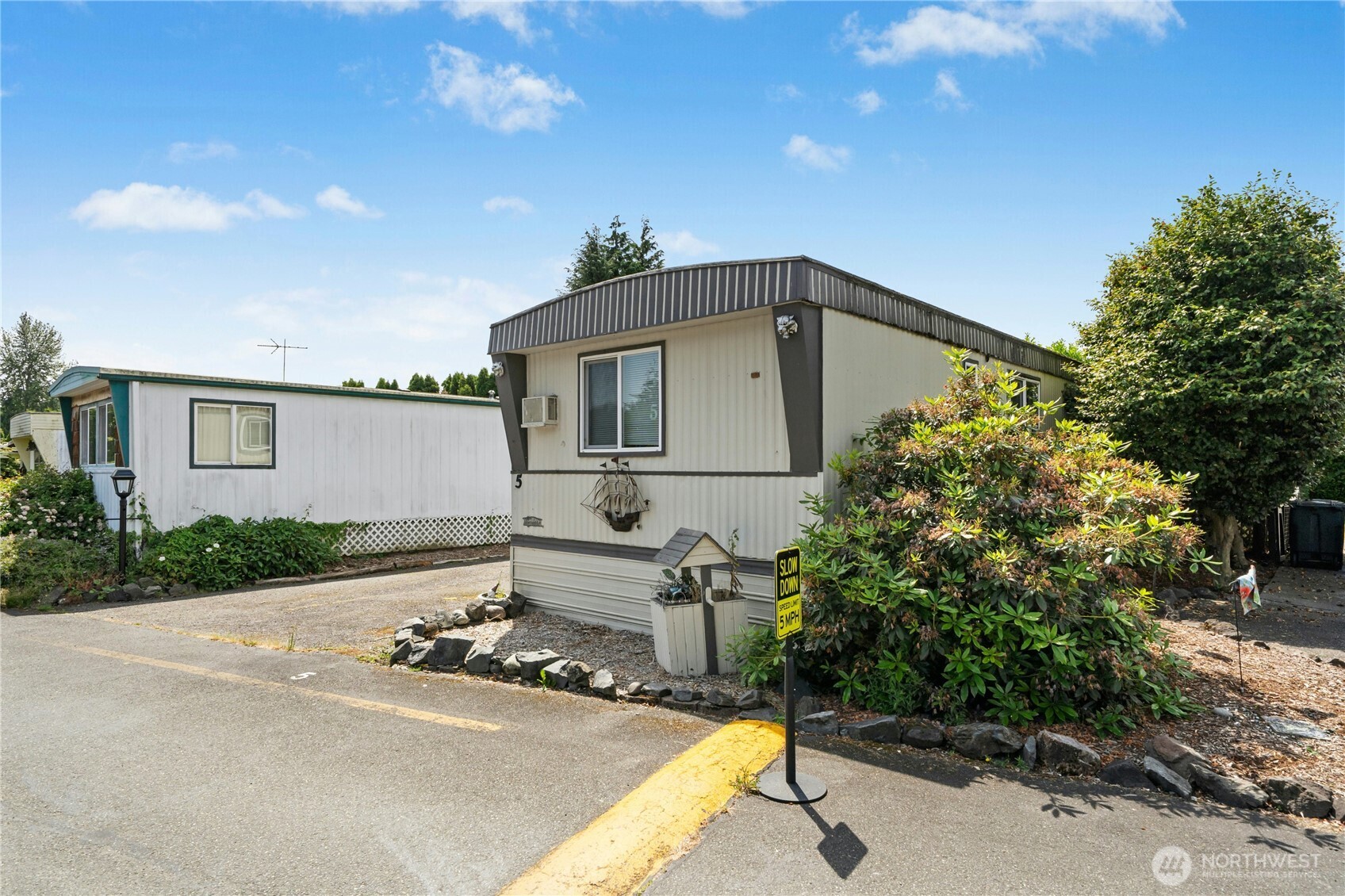 7031 NE 175th Street 5