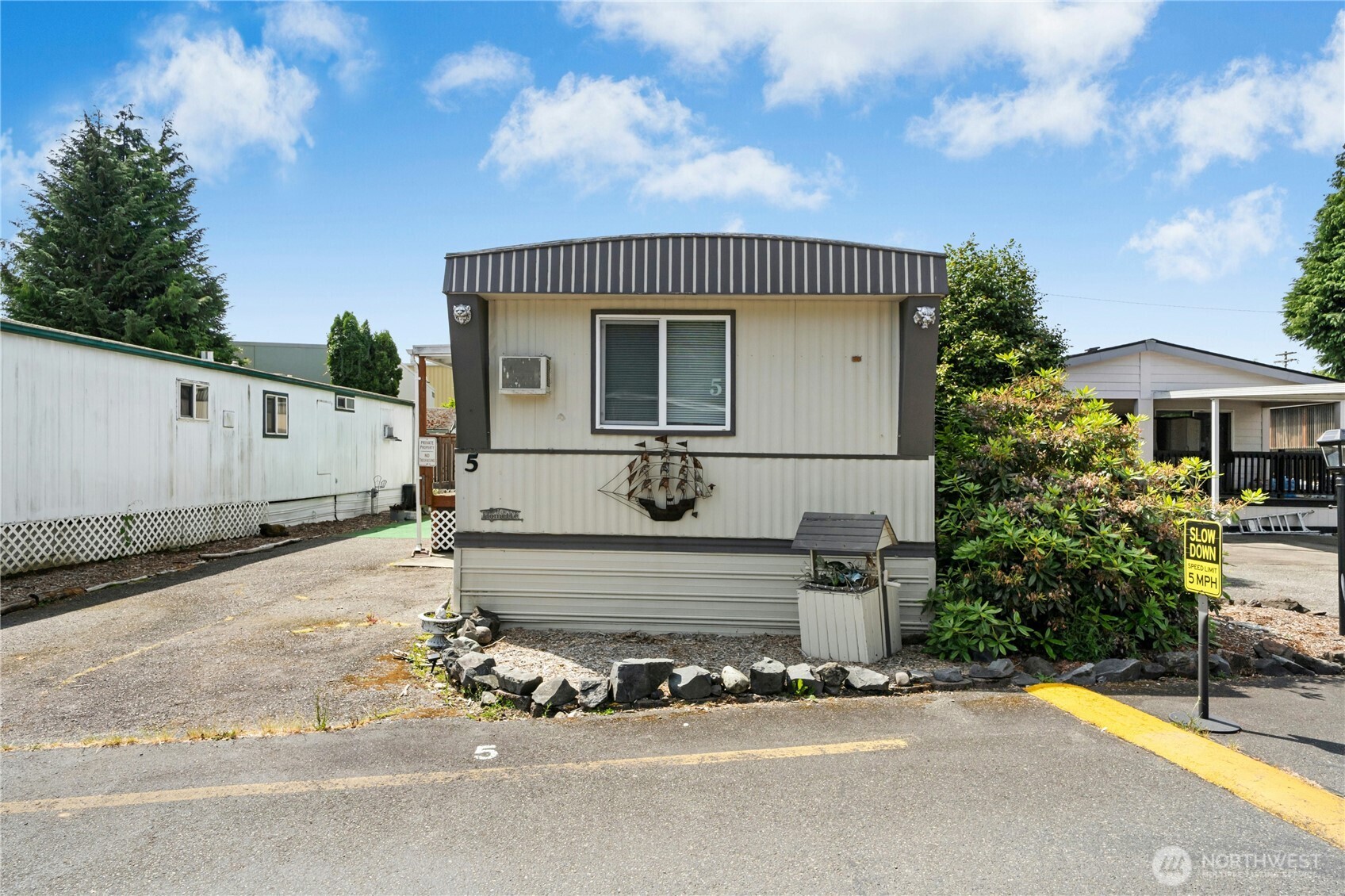 7031 NE 175th Street 5