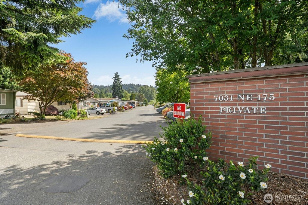 Photo of 7031 NE 175th Street #5, Kenmore, WA 98028 (MLS # 2392048)