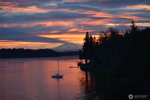 2406 Island Drive NW Olympia WA 98502