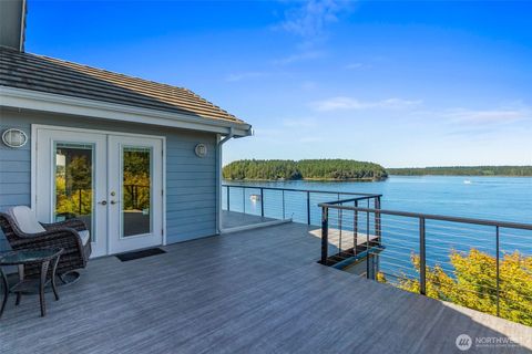 2406 Island Drive NW Olympia WA 98502