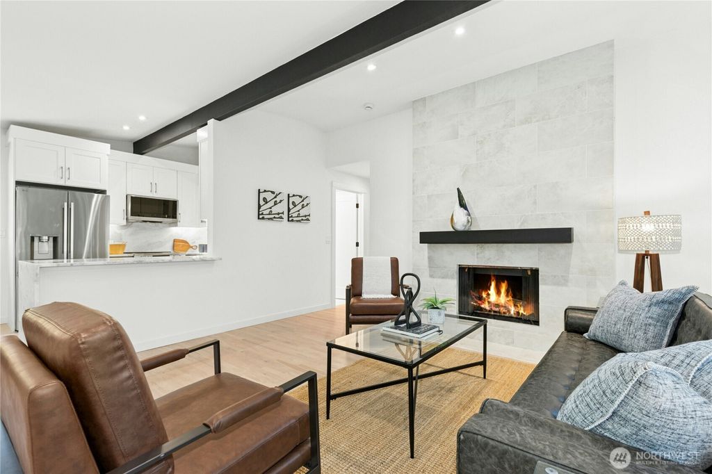 Photo of 14517 SE 41st Lane, Bellevue, WA 98006 (MLS # 2403645)