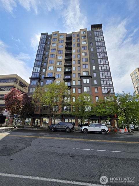Photo of 2721 1st Avenue #204, Seattle, WA 98121 (MLS # 2583550)