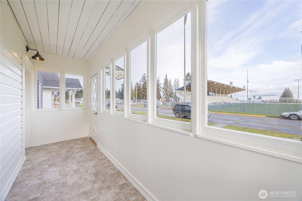 Photo of 912 E 4th Street, Port Angeles, WA 98362 (MLS # 2475653)