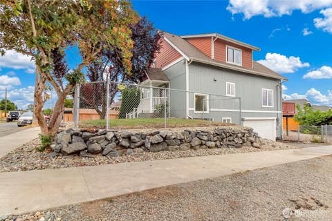 Photo of 3565 E M Street, Tacoma, WA 98404 (MLS # 2561875)
