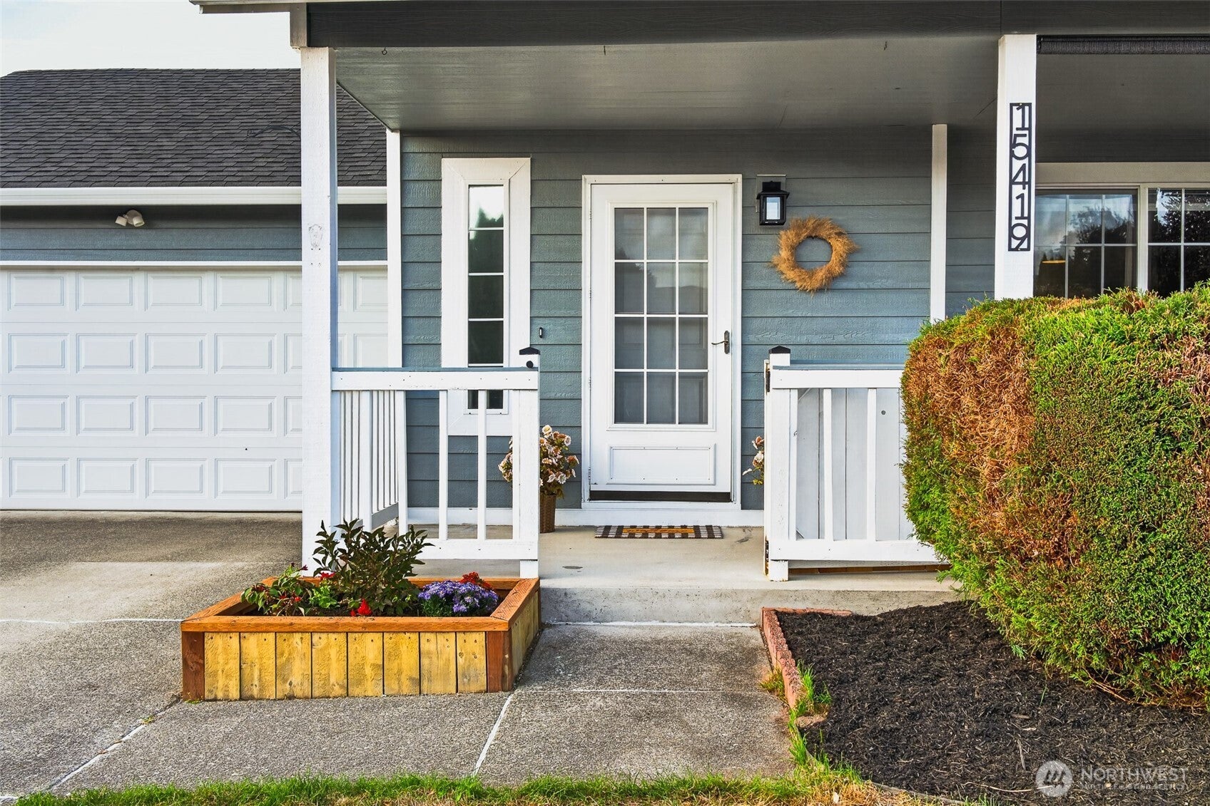 15419 Daffodil Street Ct E